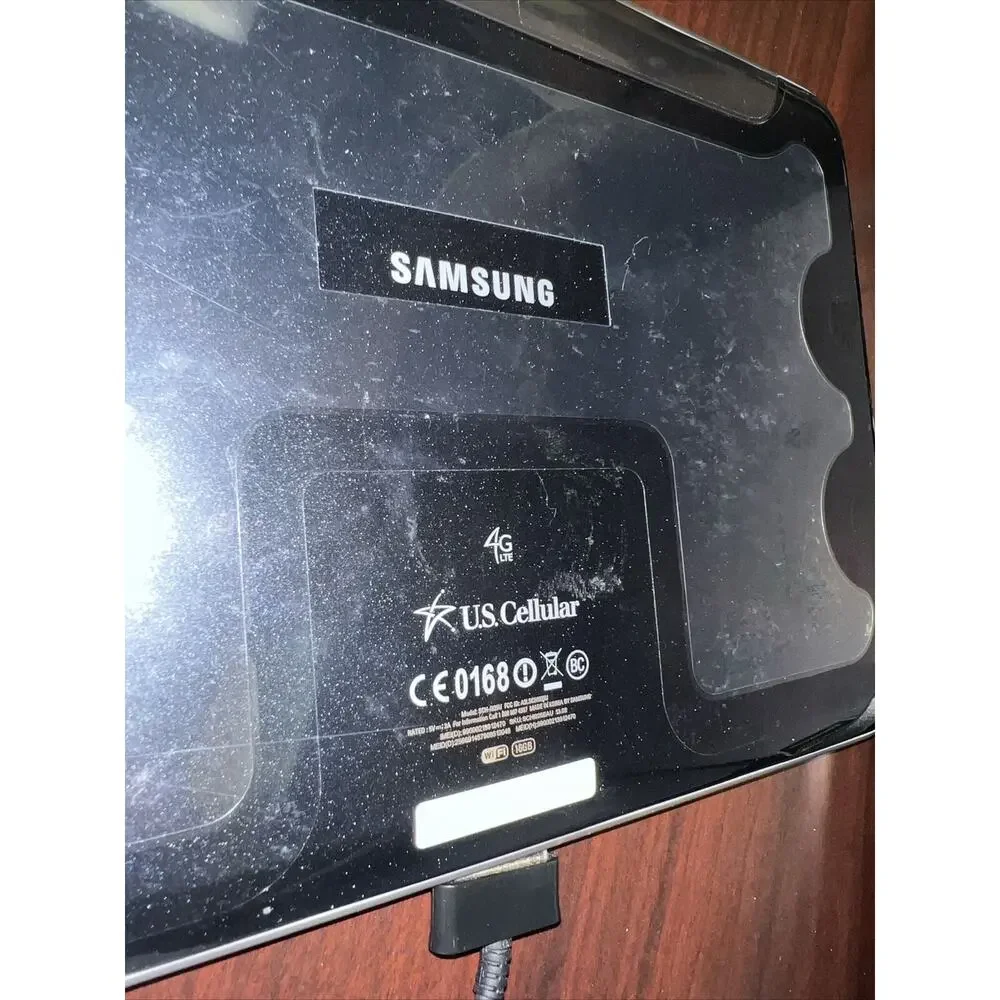 Samsung Galaxy Tablet Bundle 16GB Wi-Fi 4G 8 inch Black FOR PARTS NOT WORKING